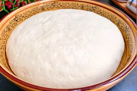 春天发面加白糖白醋是大错！教你简单方法，蒸馒头包子都松软雪白