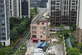广东顺德最牛“钉子户”，当初给1500万都不搬，如今让人羡慕！视频封面