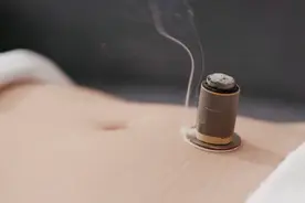 为什么要做艾灸？
癌症最主要的原因：一个是体寒另一个就是气滞视频封面