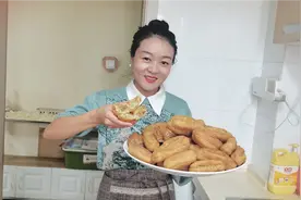 托管阿姨分享商用炸油条配方，掌握三个小技巧，个个空心又蓬松视频封面