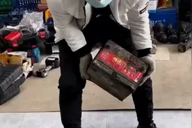 电瓶坏了怎么办？电瓶桩腐蚀了不要扔，一招教你如何恢复！视频封面