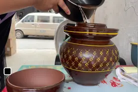 今天做坛子泡菜，一分钟就学会了，2天开吃！视频封面