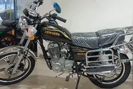 价格不高，适合个子不高的，拉货载人摩托车，国四电喷视频封面