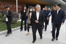神探李昌钰回家乡江苏如皋视频封面