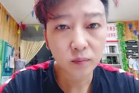有头皮屑和头发受损大家会怎么办？视频封面
