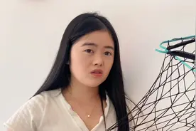 当我从车里捡了一双丝袜，误以为是渔网送给媳妇，结果出事了！