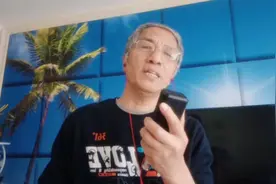 一位70岁的老人唱了一首《泪蛋蛋掉在酒杯杯里》快来听听吧！视频封面