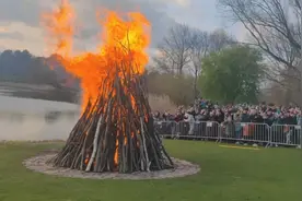 德国复活节的仪式感视频封面