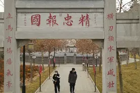 带你走进河南省漯河市临颍县与郾城区交界的～小商桥景区。视频封面