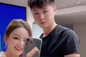 许华升与婷婷谈恋爱，曾捐款几百万，自己却吃地摊大排档！