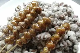 珍藏多年正宗糖葫芦的做法，香甜嘎嘣脆，家里也能做孩子们吃嗨了视频封面
