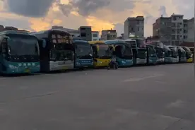 广西最大的卧铺车客运站，灵山去东莞几十块钱几百公里。视频封面