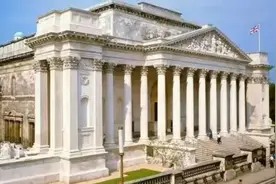 英国剑桥大学费茨葳廉博物馆中的高丽青瓷，也是世界名瓷。视频封面
