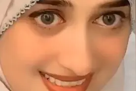 看看迪拜的美女视频封面
