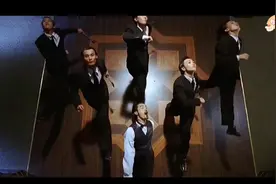 魔性舞曲，销魂舞姿，这一段我看了不下20次，还是正剧的跳的好