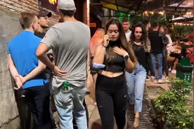 哥伦比亚麦德林，第二大城市的夜晚，激情南美视频封面