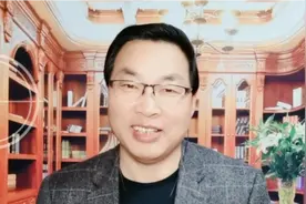 深夜一男人给女教师微信：你睡了吗？我睡不着…你真的了解他们吗