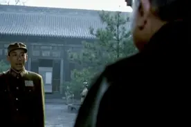 蒋介石：我们要焦土抗战。哼，土都焦了，还抗什战?守土抗战才对视频封面