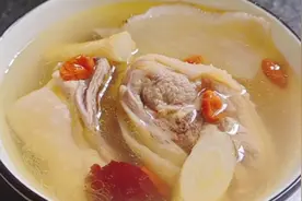经常头晕头痛，试试这款天麻党参老母鸡汤，营养丰富，清甜又补脑视频封面