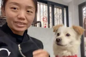 狗狗半夜突然拉肚子口吐白色泡沫，让人担心，到底是什么原因呢？视频封面