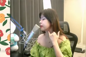 沫子换装自证身材不错视频封面