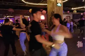 上海莎莎舞会视频封面