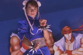 我成龙大哥的真人版拳皇，女装视频封面