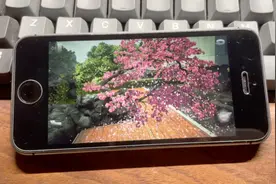 用原生iOS9的iPhone SE运行虚幻引擎4的Demo 禅意花园视频封面