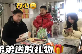 弟弟给姐夫送来丰厚礼物，让姐夫对姐姐好一点，这样的弟弟太好了视频封面