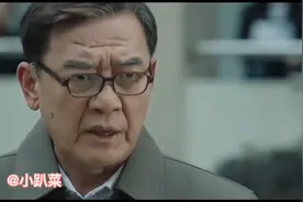 《怪力少女》有这力气去哪里都不用买票了！牛顿棺材板都压不住了