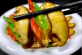 鲜香菇买回来就这样炒，鲜香滑嫩比肉还要好吃，做法简单一看就会
