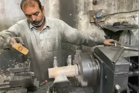 古法翻沙中空铸造电解镀铬工艺制作绞肉机视频封面