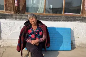 走进内蒙城中村，两处大院三位老太太三个家庭，三段不同的人生视频封面