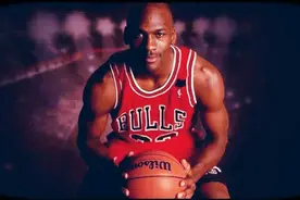 三个选秀大年各组一套首发阵容实力怎么排序？视频封面