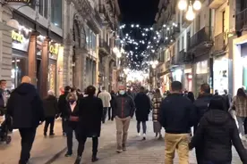 走遍西班牙-夜色中的巴塞罗那之九视频封面