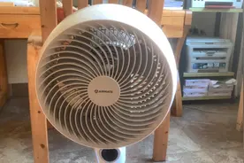 你家的风扇该收起来了。艾美特风扇怎么拆外壳清洗，跟我一起学吧视频封面