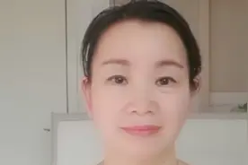 年纪轻轻牙齿就开始松动萎缩每天三个动作，护牙固齿还可防法令纹视频封面