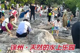 江苏省徐州市，发现一处免费的天然水上乐园，人山人海，太火爆啦