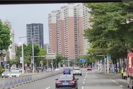东莞 莞翠邨 就是公务员宿舍 那些嫌弃体制的 喜欢体制的吃瓜的看视频封面