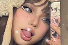 欧美女头视频封面