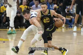 NBA西部决赛勇士逆转取胜视频封面
