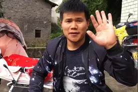 小女儿出生黄疸偏高就住保温箱，出院后只能频繁晒太阳降黄疸