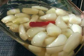 腌藠头，一碗藠头一碗水，饭店大厨不外传的腌制方法，清脆爽口