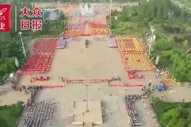 视频｜岚山区擂响盛世锣鼓，共贺建党百年图片