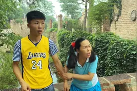 小时候有没有不听话的时候！视频封面