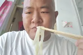 你黑我可以，我告诉你:我从来没有装过可怜也没有卖过惨……视频封面
