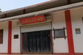 安阳殷墟博物苑之殷墟车马坑展厅视频封面