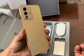 拼多多百亿补贴618给老婆买了台vivos12，现场拆开看看有没有翻车视频封面