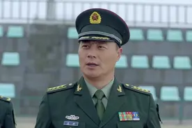 军分区司令员转业到地方能担任什么职务？视频封面