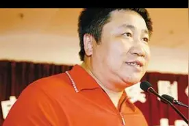 “不甘人下”的刘流，终究还是离开了赵本山，自立门户大放异彩视频封面